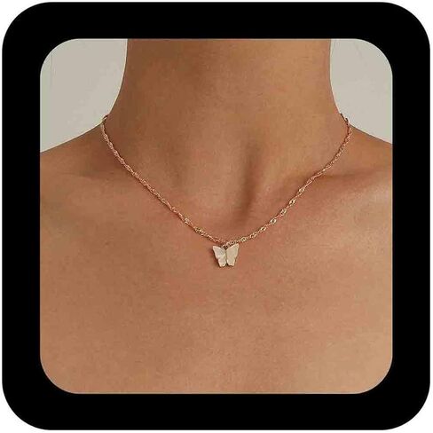 Boho GreenButterfly Necklace Acrylic butterfly Pendant Necklace Green Acrylic Butterfly Necklace Minimalist Gold Twist Chain Necklace Jewelry for Women and Girls in Saudi Arabia