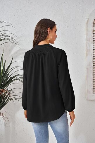 بلوزات نسائية أنيقة كاجوال برقبة على شكل حرف V وأزرار للأسفل، خالية من التجاعيد وأكمام طويلة، قمصان عمل in Kuwait