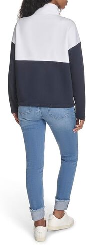سويت شيرت نسائي من الصوف بسحاب 1/4 من Tommy Hilfiger Mockneck Colorblock in Saudi Arabia