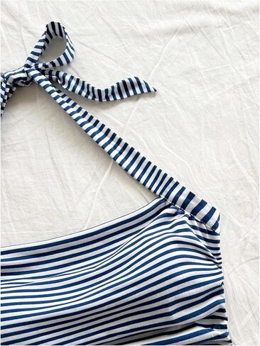 بلايز نسائية Y2k هالتر مفتوحة الظهر مكشكشة مخططة وربطة خلفية بدون أكمام صيفية للخروج ملابس علوية كامي in Kuwait