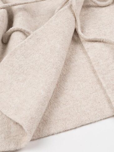 سترات نسائية مفتوحة من الأمام وأكمام طويلة ورقبة على شكل حرف V وسترات محبوكة كاجوال ومعاطف عصرية مكتنزة مع حزام ربط in Kuwait