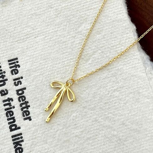 Fashion Gold Bow Choker Necklace for Women Simple Ribbon Bow Pendant Necklaces Dainty Bowknot Collar Necklace Holiday Jewelry Accessories for Her in Saudi Arabia