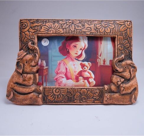 The Crown and The Free - DARUNITA HomeDeCor - Elephant Picture Frame 4 x 6 | Handmade Recycled Sawdust Frame | Sustainable 3D Elephant Photo Frame Décor for Wall & Tabletop | 6.1 x 9.5 inches | Made in Thailand in Saudi Arabia