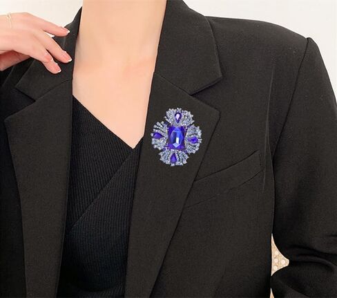 Vintage Brooch Pin Rhinestone CZ Flower Lapel Pins Christmas Brooch Corsage Badge Pin Elegant Dress Clothing Hat Bag Accessories Jewerly for Women Teen Girls in Saudi Arabia