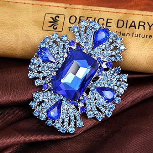 Vintage Brooch Pin Rhinestone CZ Flower Lapel Pins Christmas Brooch Corsage Badge Pin Elegant Dress Clothing Hat Bag Accessories Jewerly for Women Teen Girls in Saudi Arabia