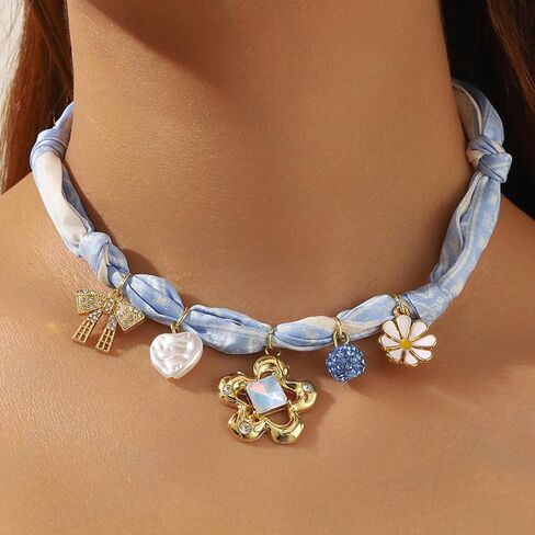 Scarf Necklace with Charm Gold Heart Flower Pendants Charm Necklaces Scarf Boho Beach Jewelry Gift for Women in Saudi Arabia