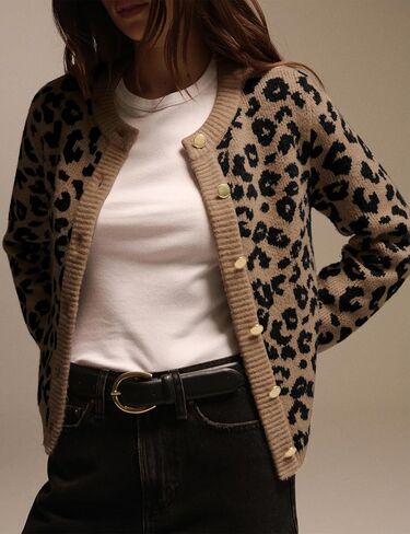 سترة نسائية بطبعة الفهد بأزرار للأسفل مفتوحة من الأمام، سترة منسوجة بأكمام طويلة، ملابس خريفية، معاطف خارجية in Kuwait