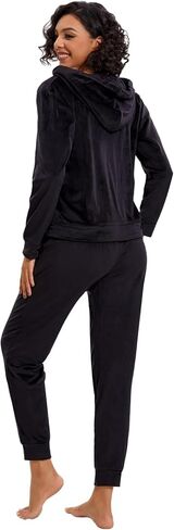 طقم بدلة رياضية قطيفة للنساء مكون من قطعتين بدلة رياضية بسحاب كامل مخملي بدلة عدو هوديي وسراويل رياضية فضفاضة in Kuwait