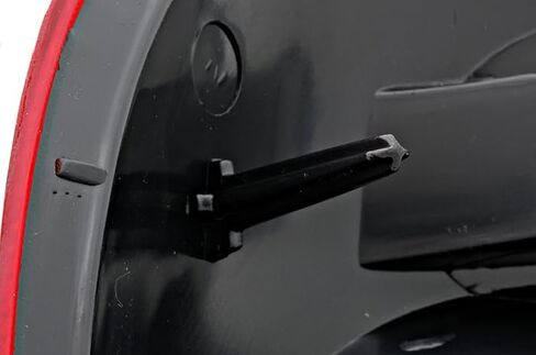 لفورد F150 1997-2003/F250 1997-1999/F350 1999-2007/F450 F550 1999 2000 2001 2002 2003 الذيل ضوء مصباح الركاب الجانب الأيمن in Saudi Arabia
