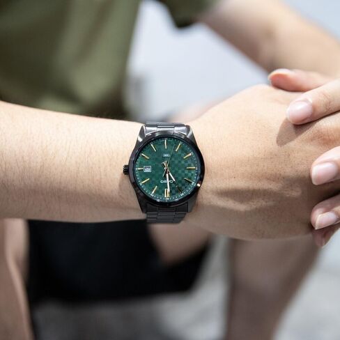 Casio MTP-VD03B-3A Men's Standard Black IP Stanless Steel Green Dial 3-Hand Analog Watch in Saudi Arabia