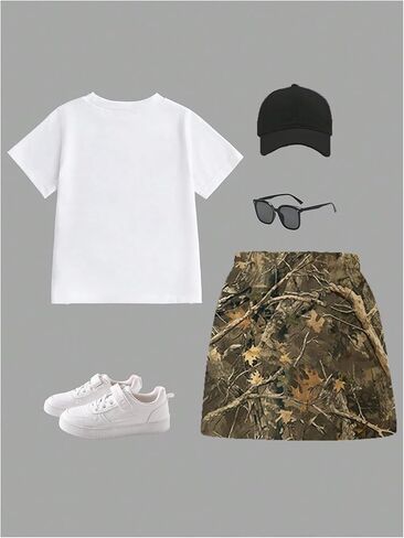 طقم ملابس WDIRARA للفتيات مكون من قطعتين تي شيرت بأكمام قصيرة وطبعة جرافيك وتنورة كارجو بطبعة مموهة in Kuwait