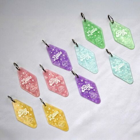 Sorority Shop "LITTLE - Vintage Motel Keychain - Pink in Saudi Arabia