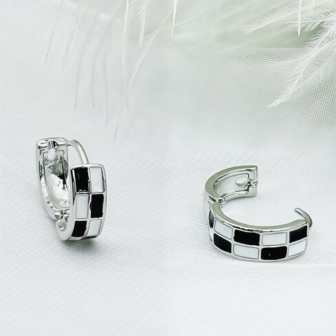 Checkered Earrings for Women Black And White Checkered Earrings Small Hoop Huggie Hypoallergenic Earring Trendy Hoop Earring Jewelry for Women in Kuwait