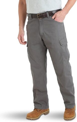 Wrangler Men's Lightweight Ranger Pant in Saudi Arabia
