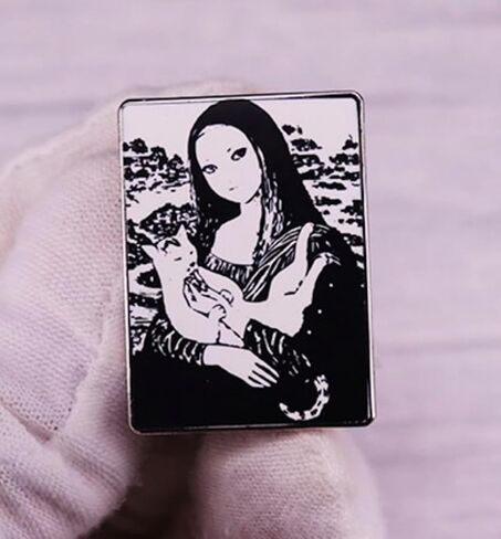 Mona Lisa Painting Cat Junji Ito Tomie Kawakami Japanese Horror Manga Uzumaki 1.2" Enamel Pin Badge in Saudi Arabia