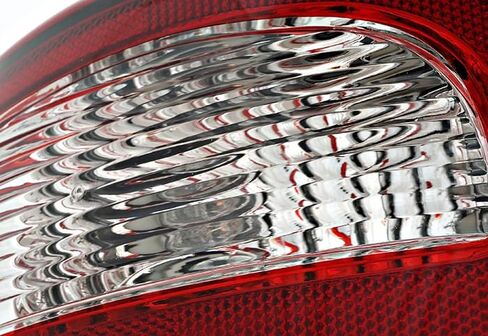 For Chrysler Town & Country,Dodge Caravan,Grand Caravan 2004 2005 2006 2007 Tail Light Lamp Driver Left Side in Saudi Arabia