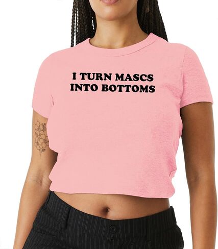 قميص نسائي قصير الأكمام ذو قصة ضيقة من I Turn Mascs into Bottoms in Kuwait