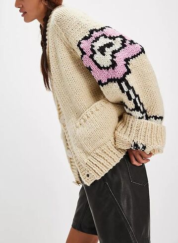 chouyatou Women's Fall Casual 2025 Floral Sweater Cardigans Oversized Button Down Chunky Knit Sweater Coatigan in Saudi Arabia