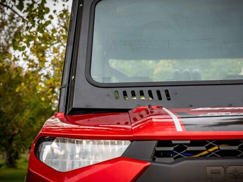 زجاج أمامي بفتحات تهوية SuperATV لموديلات Polaris Rangers وGravely وBobcat (انظر الإعداد) | زجاج أمان مصفح معتمد من وزارة النقل | تتضمن ممسحة يدوية | سهلة التركيب in Saudi Arabia