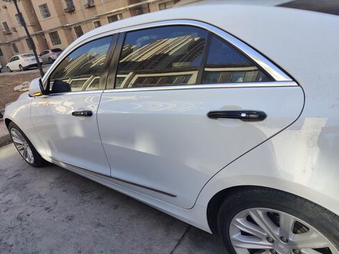 غطاء مقبض الباب الخارجي الرياضي الجديد باللون الأسود اللامع لسيارة كاديلاك ATS XTS CT4 CT6 XT4 XT5 XT6 (أسود لامع) in Saudi Arabia