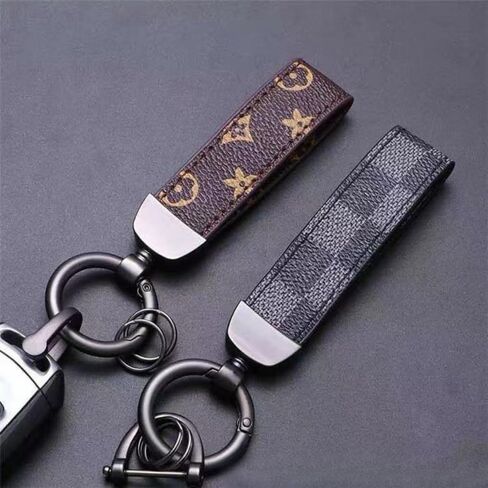 Car keychain Men's waist horseshoe buckle Strong and wear-resistant five packs in Saudi Arabia