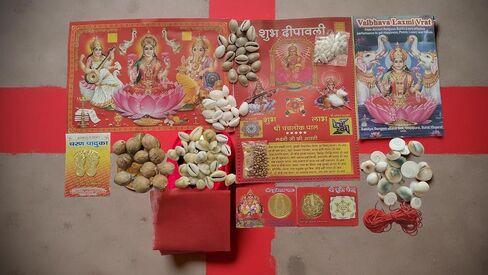Gomati Chakra Gomti Chakr 40 pcs for Laxmi Puja Puja samgari Puja Samgarhi Pooja in Saudi Arabia