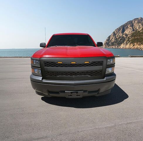 IKON MOTORSPORTS, Grille Compatible With 2014-2015 Chevrolet Silverado 1500, Matte Black Front Bumper Hood Mesh Grill with Amber Signal Light in Saudi Arabia