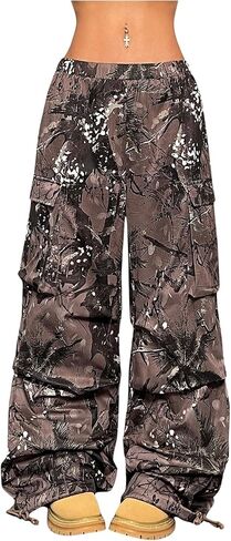 بنطال Verdusa النسائي Grunge Camo Cargo واسع الساق وفضفاض مع جيوب in Kuwait