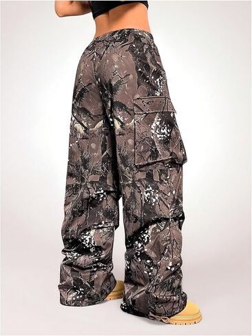 بنطال Verdusa النسائي Grunge Camo Cargo واسع الساق وفضفاض مع جيوب in Kuwait