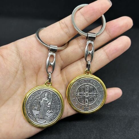 2 قطعة سلسلة المفاتيح SaintBenedict ميدالية الكاثوليكية SanBenito قلادة كيرينغ يسوع الدينية MetalJewelry اكسسوارات ل BagGift in Saudi Arabia