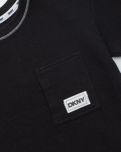مجموعة شورتات DKNY Toddler Boys - 2 قطعة محبوكة قصيرة الأكمام تي شورت شورت الصوف (الأحجام: 2T -7) in Saudi Arabia