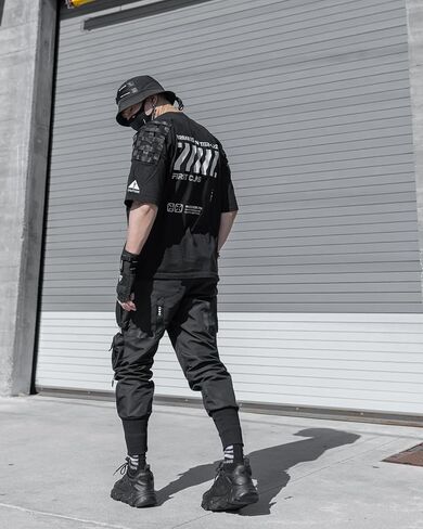 تي شيرت أزياء Cyberpunk من القطن الفاخر ثقيل الوزن بوزن 10 أونصة من نسيج الكون in Kuwait