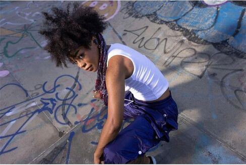 سماعات أذن Bose QuietComfort II، مصنوعة من حجر الصابون مع مجموعة مقاسات بديلة in Kuwait