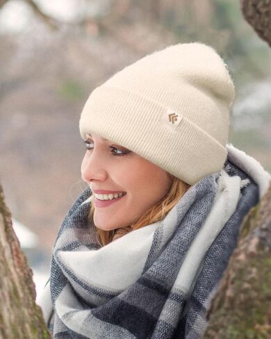 Beanie Hat for Women Men Satin Lined Beanie Winter Hats Silk Lined Slouchy Beanie Warm Ski Hat Unisex Knit Cap in Kuwait