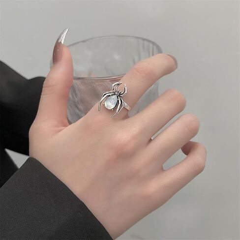 Halloween Spider Ring for Cosplay Party Accessories Open Adjustable Gothic Horror Moonstone Crystal Spider Rings Halloween Costume Jewelry Gifts for Women in Saudi Arabia
