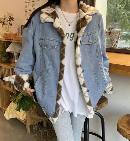 chouyatou Women's Reversible Warm Sherpa Notched Collar Jean Jacket Faux Fur Denim Coat Trucker Jacket in Kuwait