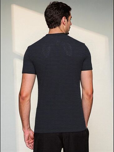 Men's Athletic Short-Sleeve T-Shirt with Stripe Detail, Casual Sportswear Top for Training and Daily Wear in Saudi Arabia