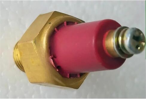 NF100174 NF100172 Temperature Oil Pressure Sensor Tractor Parts for 904 1204(Oil Pressure Sensor) in Saudi Arabia
