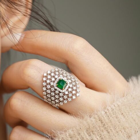 Luxurious S925 silver ring a grid design. Suitable for women's daily commuting wear, parties, Valentine's Day birthday gifts, pure silver jewelry in Saudi Arabia
