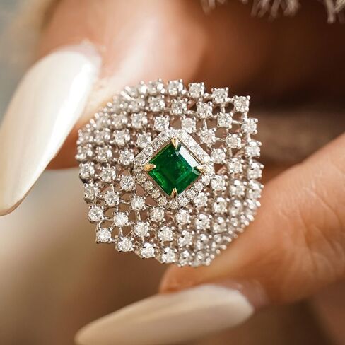 Luxurious S925 silver ring a grid design. Suitable for women's daily commuting wear, parties, Valentine's Day birthday gifts, pure silver jewelry in Saudi Arabia