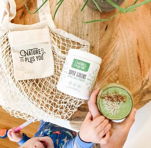 Super Greens Powder Organic Blend: Non-GMO Supplement, includes Spirulina, Alfalfa, Spinach, Probiotics, Fiber and Digestive Enzymes, No Artificial Sweeteners, 30 Servings in Saudi Arabia