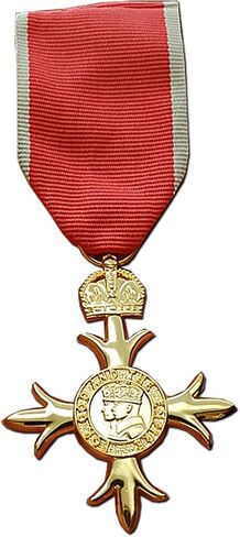 الميدالية العسكرية OBE - وسام الإمبراطورية البريطانية وسام الفروسية البريطاني 1917 بالحجم الكامل Repro in Saudi Arabia