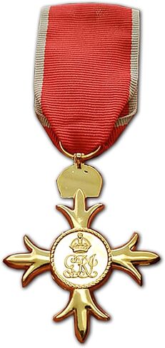 الميدالية العسكرية OBE - وسام الإمبراطورية البريطانية وسام الفروسية البريطاني 1917 بالحجم الكامل Repro in Saudi Arabia