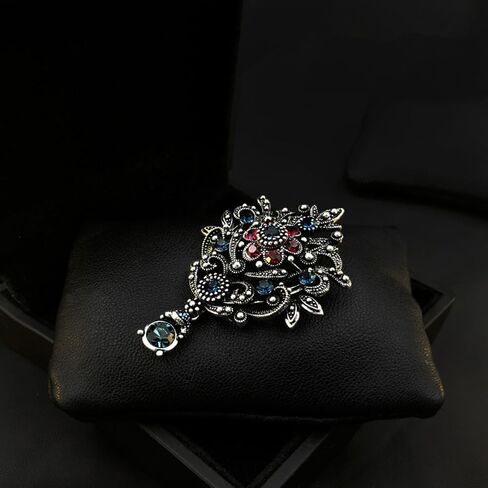 Dainty Brooch Pin for Women, Rhinestone Scarf Shawl Costume Brooches and Pins Flower Boutonniere Hat Bag Suit Dress Accessories Pearl Brooches Lapel Pins in Saudi Arabia