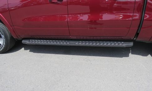 لوحات الجري HD Ridez Blow Moulding ذات الخطوات الجانبية المتوافقة مع Ford Maverick 2022-2024 (تشمل الطراز الهجين 2022-2024) in Saudi Arabia