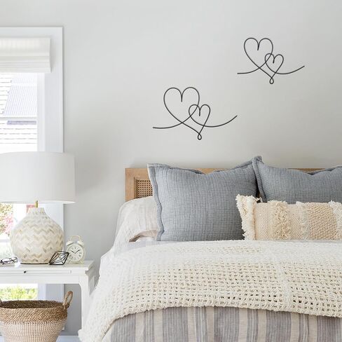 2 Pieces Metal Duo Hearts Wall Decor, Metal Wire Heart Signs Art, Love Heart Decoration For Home Bedroom Living Room Wall Shelf Hanging Decoration Valentine's Day Gifts (Black) in Saudi Arabia