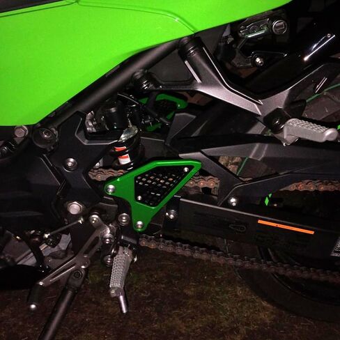 Fit For KAWASAKI Ninja 500 Ninja 400 Z400 Z500 2018-2023 2024 CNC Aluminum Motorcycle Foot Peg Protector Heel Guard Footrest Rear Set Heel Plates Guard Protector (Green) in Saudi Arabia