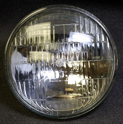 Wagner 4420 5 3/4" Sealed Beam Headlight: 1946-1958 Harley Davidson/Cushman, 12V-30W, Clear,Waterproof in Saudi Arabia