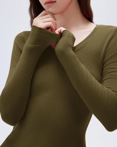 قميص SUUKSESS Cloud Cashmere للسيدات بياقة على شكل V وأكمام طويلة، قميص أساسي ناعم ومتماسك in Saudi Arabia