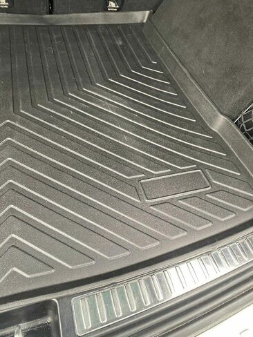 Cargo Liner - Trunk Mat for Mercedes-Benz GLE-Class 2016-2019 – Weather-Resistant Trunk Mats for Cars with Raised Lip – Non-Slip Car Trunk Mat Rubber – Laser Pre-Cut Design in Saudi Arabia